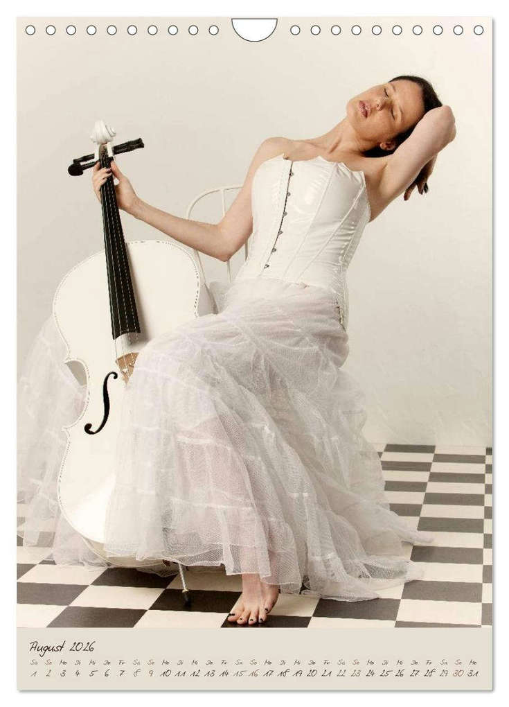 Weitere Ansicht: Weißes Cello auf Reisen (Wandkalender 2026 DIN A4 hoch), CALVENDO Monatskalender | Ravienne Art, Calvendo