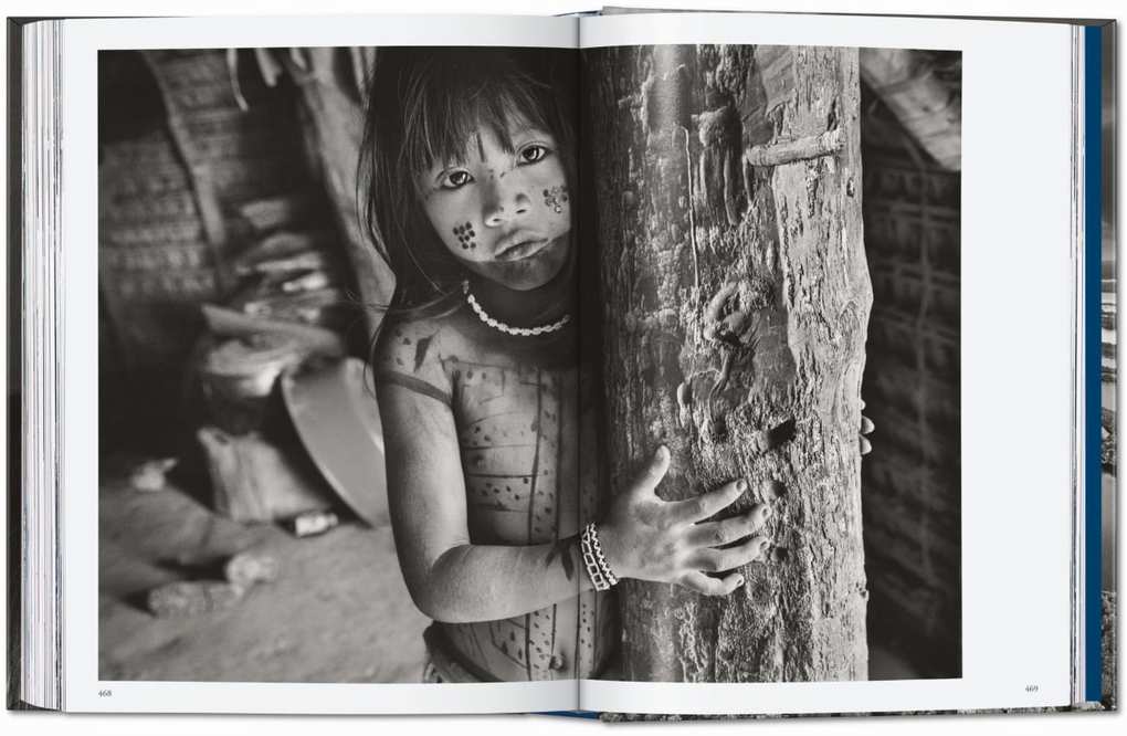 Weitere Ansicht: Sebastião Salgado. Amazônia. 45th Ed.