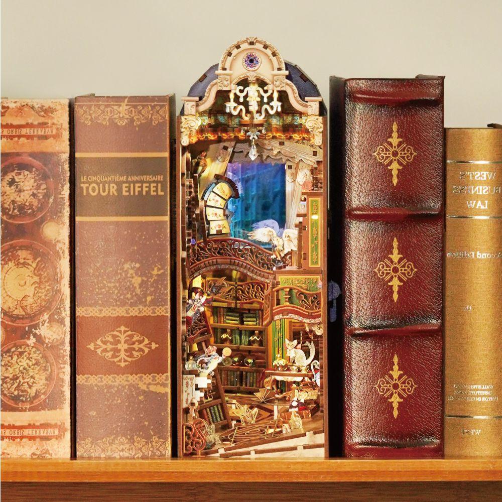 Weitere Ansicht: Book Nook: Magical Library