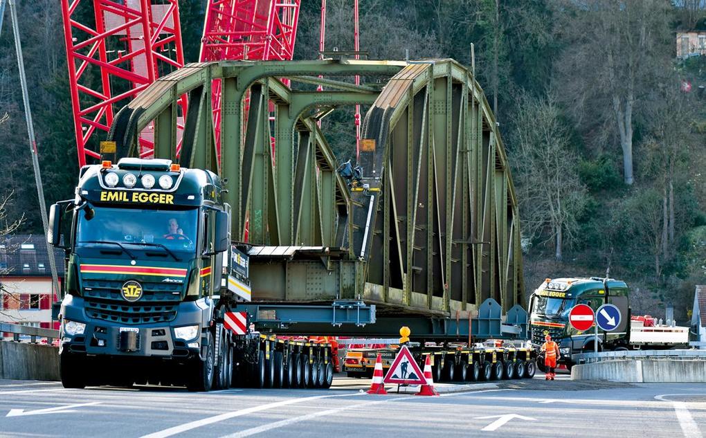 Weitere Ansicht: Jahrbuch Schwertransporte 2026