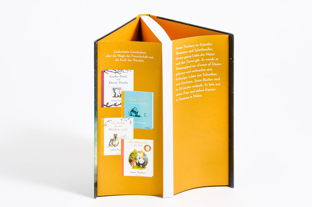 Weitere Ansicht: Der Hund, der dem Mond folgte | James Norbury