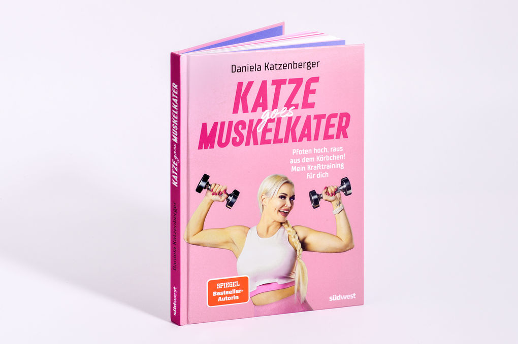 Weitere Ansicht: Katze goes Muskelkater | Daniela Katzenberger