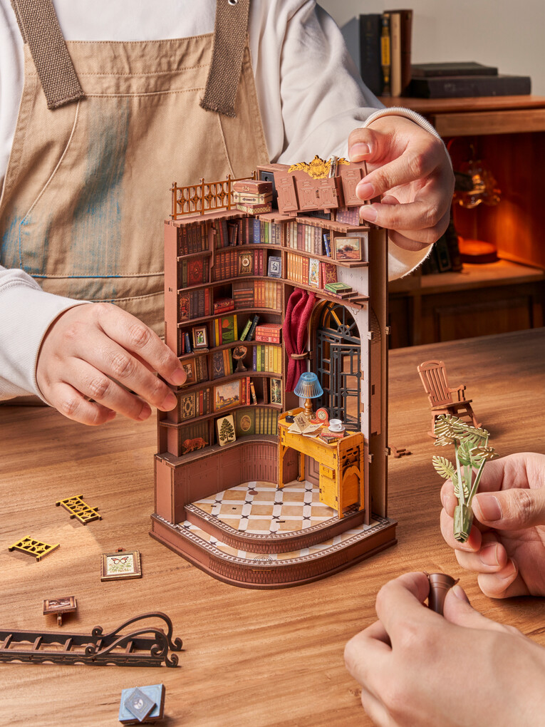 Weitere Ansicht: Silent Corner Study