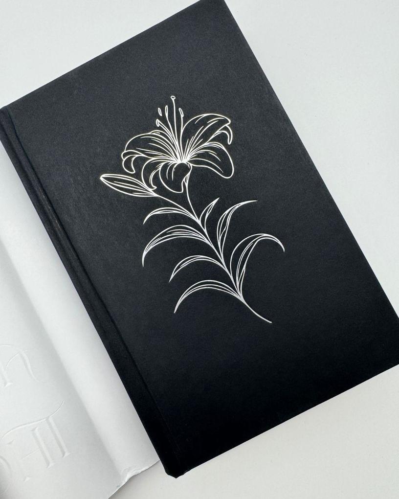 Weitere Ansicht: Among the Thorns | Jennifer K Lambert