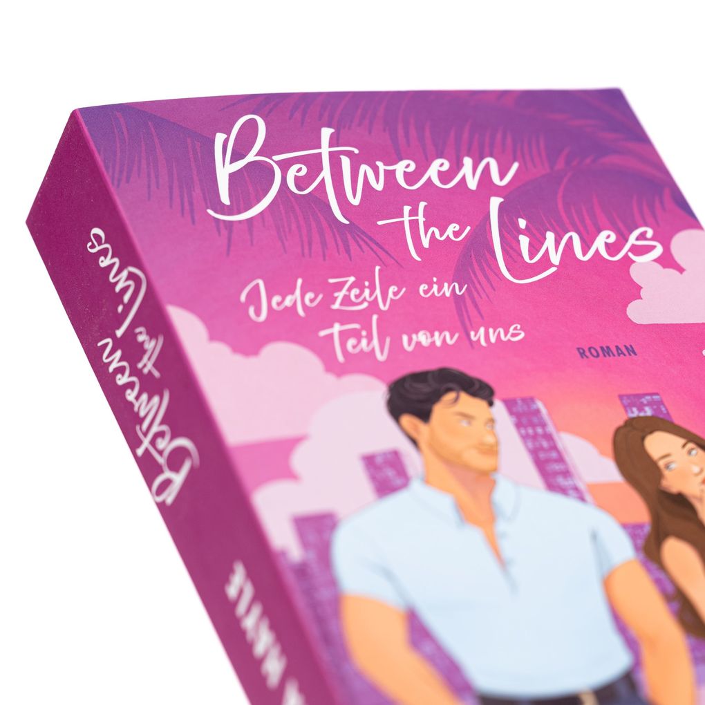 Weitere Ansicht: Between the Lines | Olivia Hayle