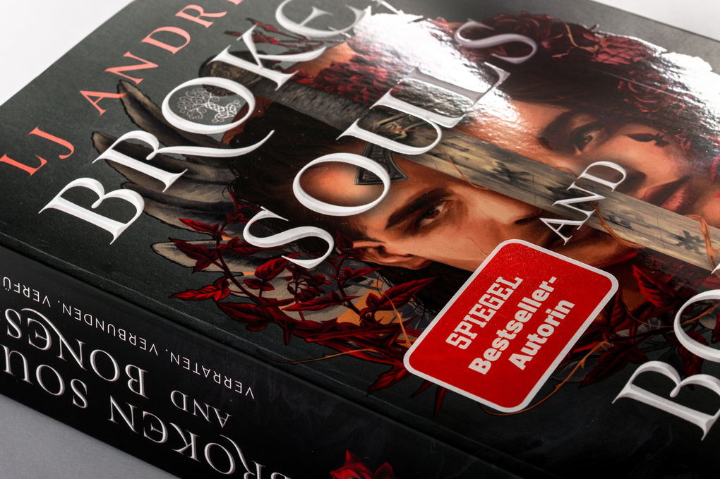 Weitere Ansicht: Broken Souls and Bones - Verraten. Verbunden. Verführt. | LJ Andrews