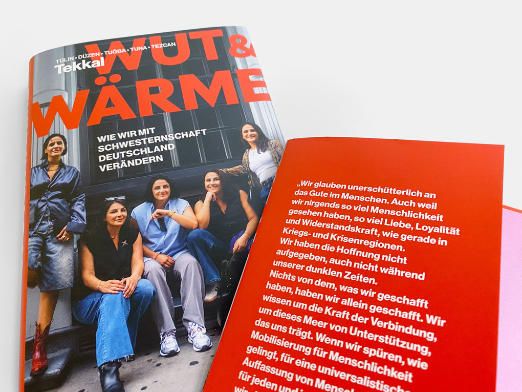 Weitere Ansicht: Wut und Wärme | Düzen Tekkal, Tezcan Tekkal, Tuba Tekkal, Tülin Tekkal, Tuna Tekkal