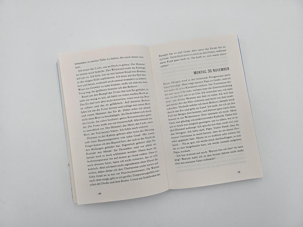 Weitere Ansicht: Seefahrt mit Huhn | Guirec Soudée