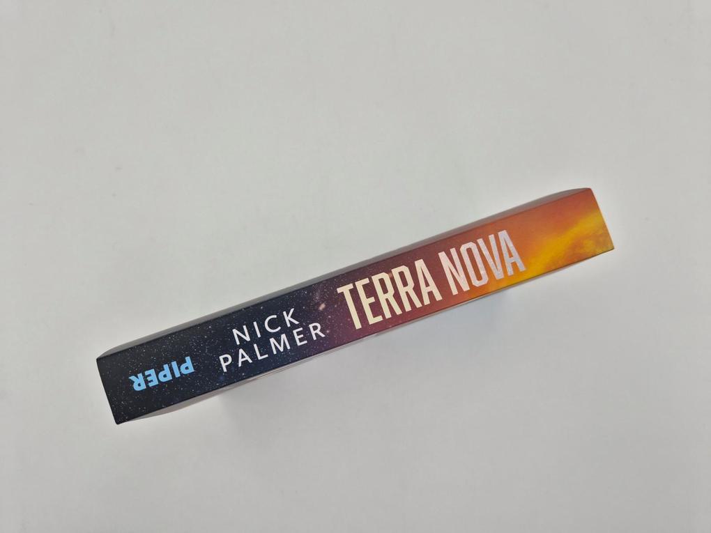 Weitere Ansicht: Terra Nova | Nick Palmer