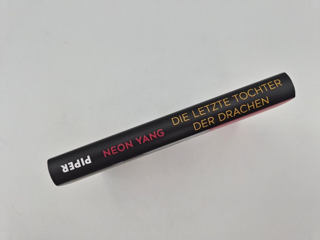 Weitere Ansicht: Die letzte Tochter der Drachen | Neon Yang