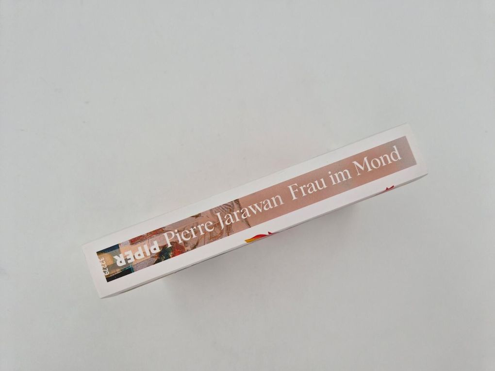 Weitere Ansicht: Frau im Mond | Pierre Jarawan