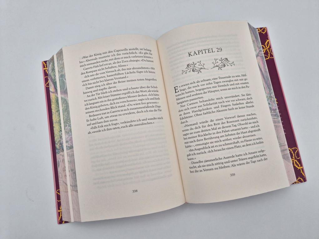 Weitere Ansicht: Thorn Season | Kiera Azar