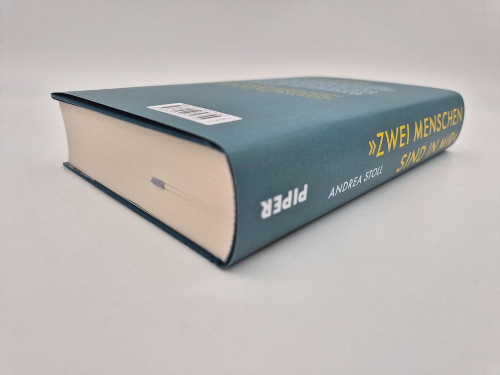 Weitere Ansicht: 'Zwei Menschen sind in mir' | Andrea Stoll