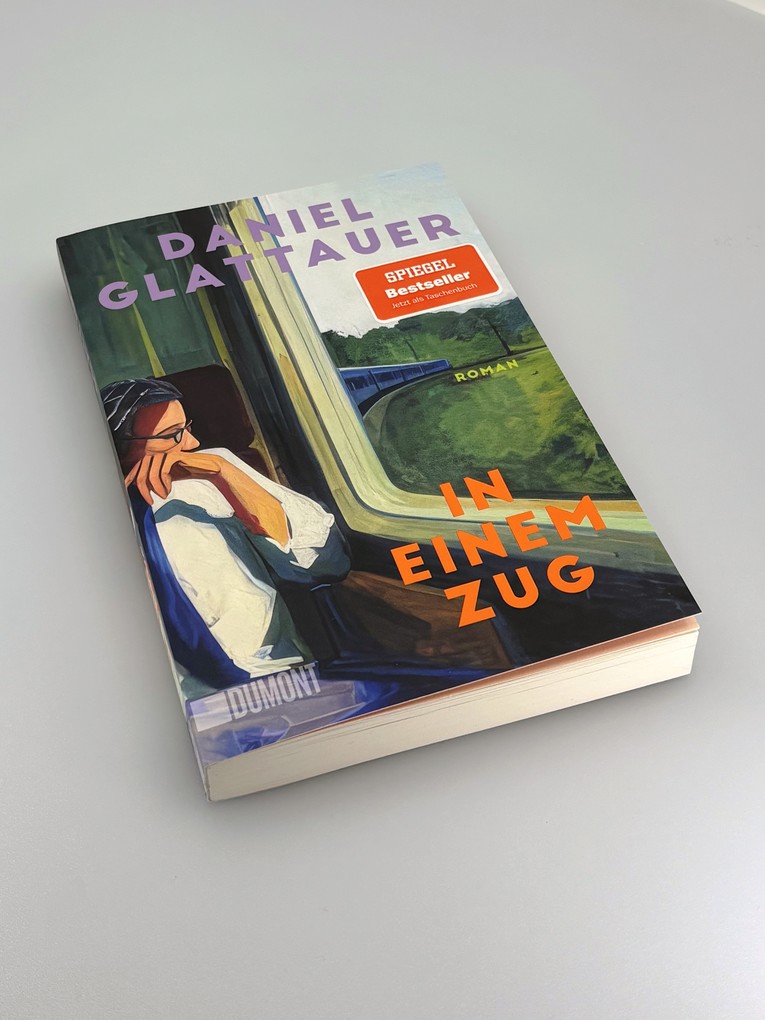 Weitere Ansicht: In einem Zug | Daniel Glattauer