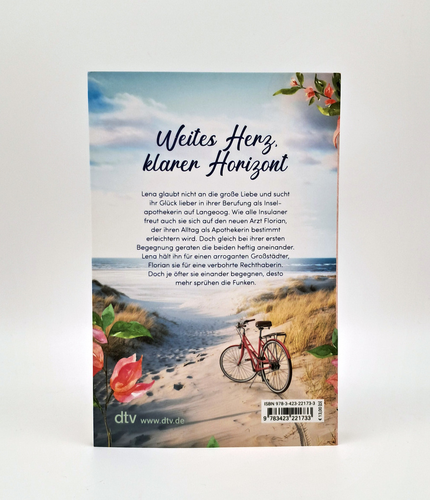 Weitere Ansicht: Sommerzauber in der Inselapotheke | Nele Fries