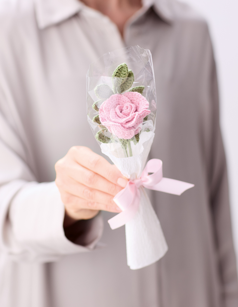 Weitere Ansicht: Romantische Blumen häkeln | Sophie Yüksel