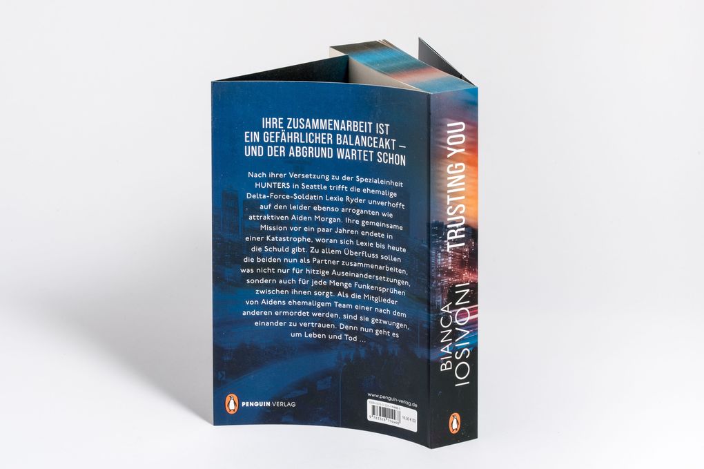 Weitere Ansicht: Hunters - Trusting You | Bianca Iosivoni