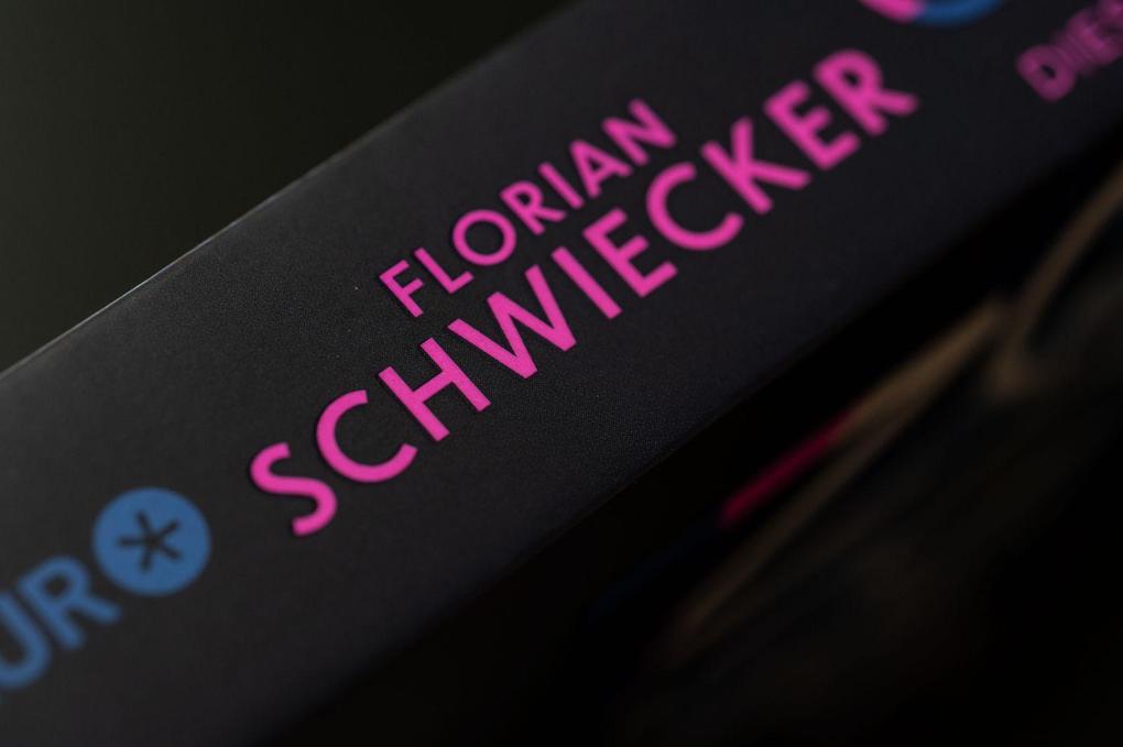 Weitere Ansicht: Code Null. Dieses Spiel kennt keine Regeln | Florian Schwiecker