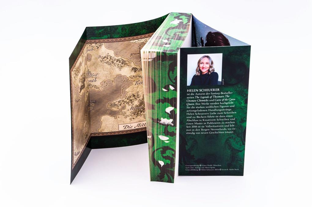 Weitere Ansicht: Fate and Furies | Helen Scheuerer