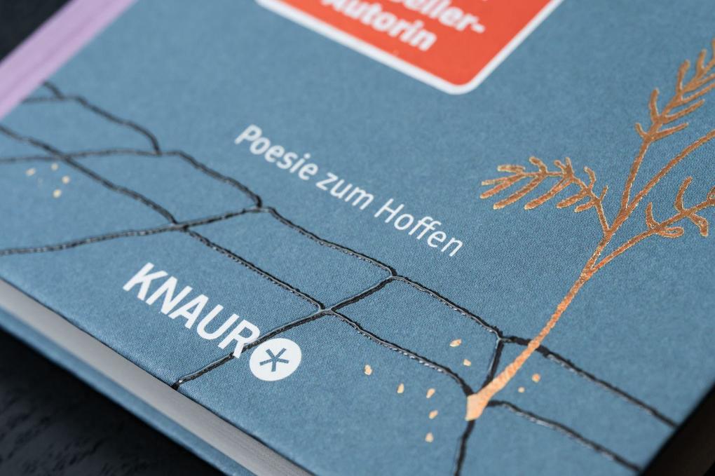 Weitere Ansicht: Das Gold in den Fugen | Leah Weigand