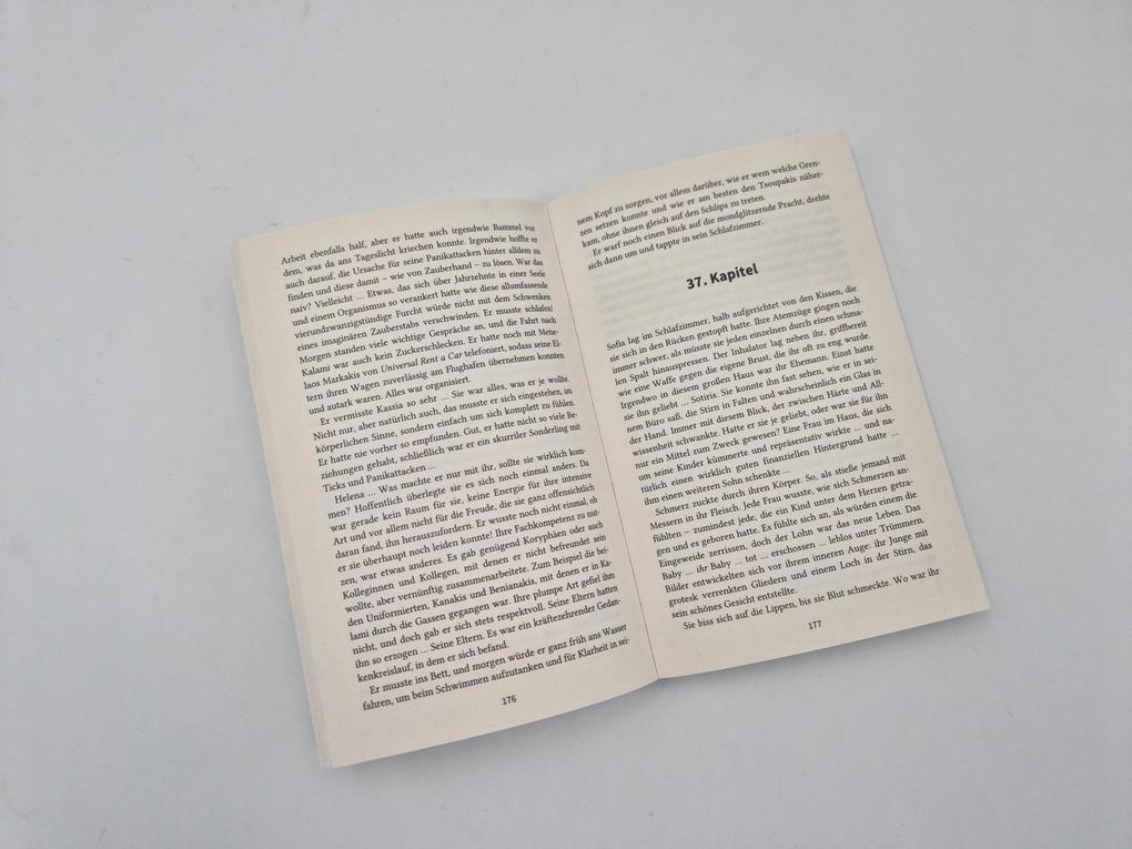 Weitere Ansicht: Undurchsichtiges Kreta | Nikola Vertidi