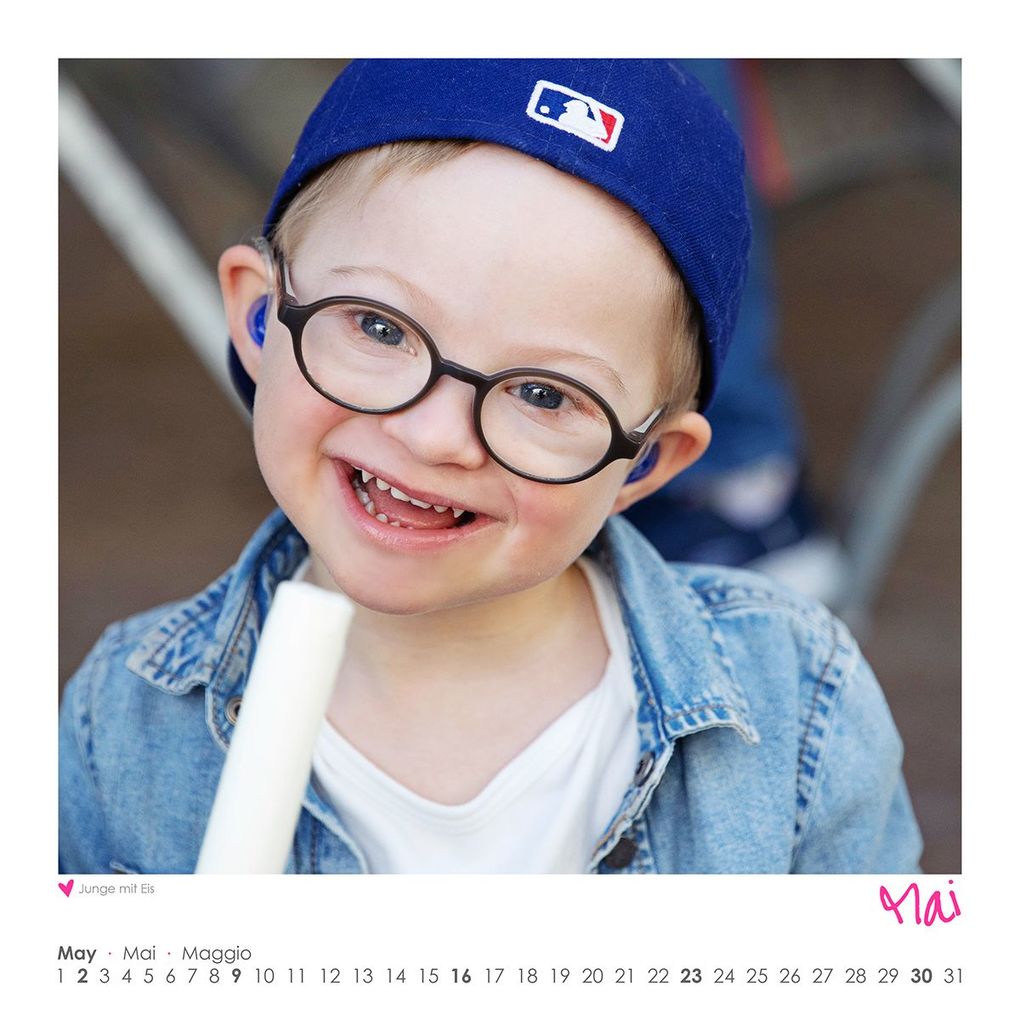 Weitere Ansicht: Wandkalender A little extra 2027