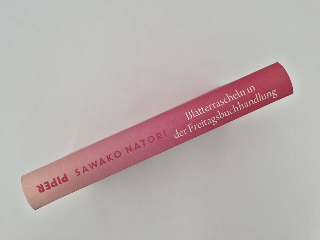 Weitere Ansicht: Blätterrascheln in der Freitagsbuchhandlung | Sawako Natori