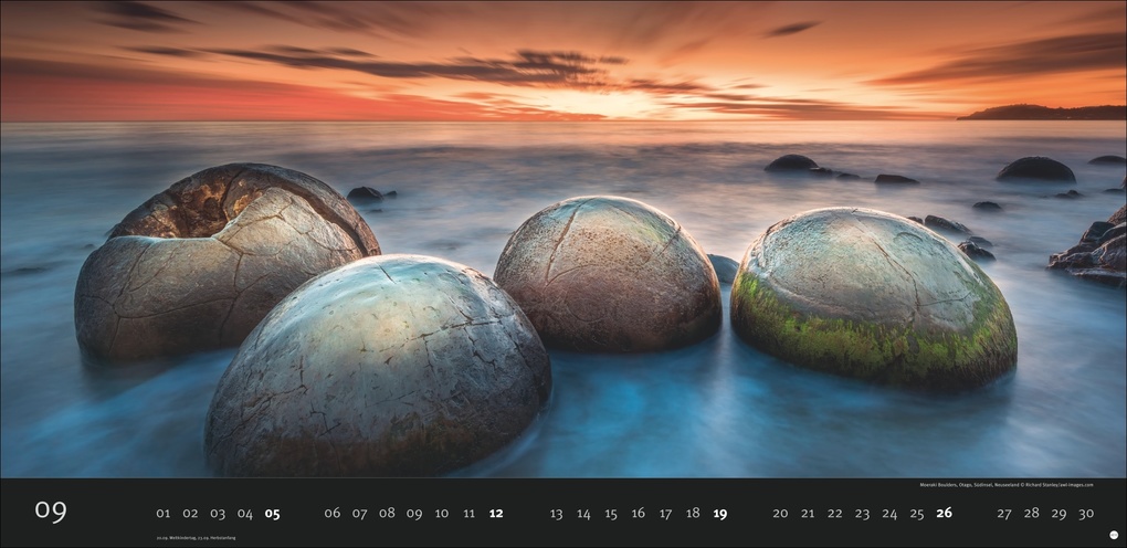 Weitere Ansicht: Magic Moments Panoramakalender 2027