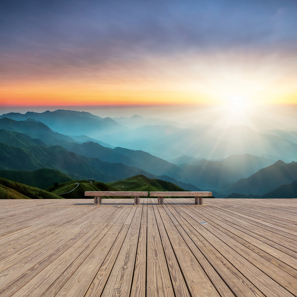 Weitere Ansicht: Die Sonne geht auf / Sunrise 2027