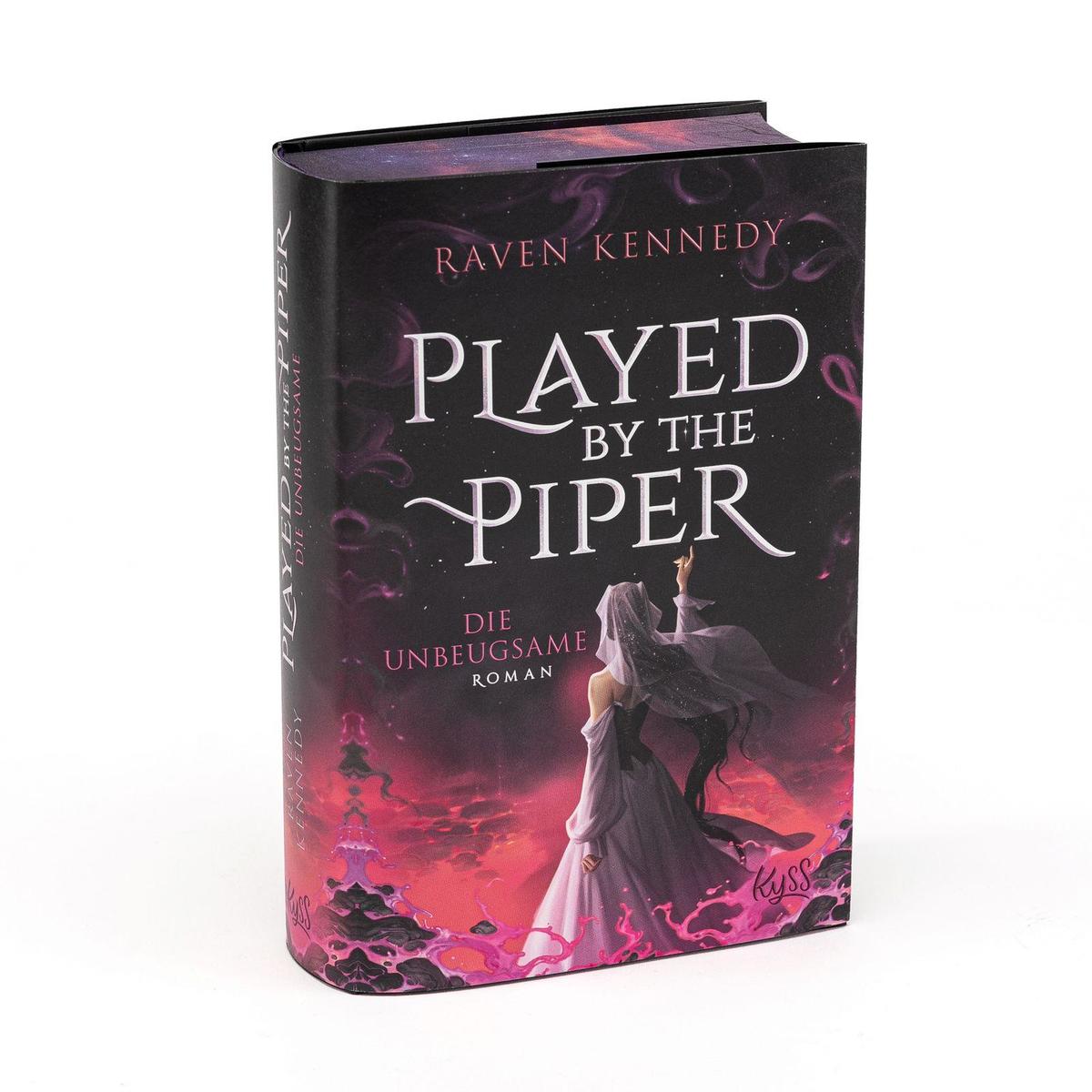 Weitere Ansicht: Played by the Piper - Die Unbeugsame | Raven Kennedy