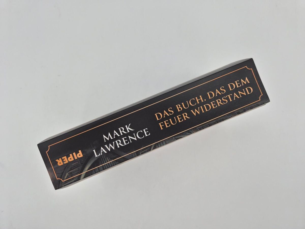 Weitere Ansicht: Das Buch, das dem Feuer widerstand | Mark Lawrence