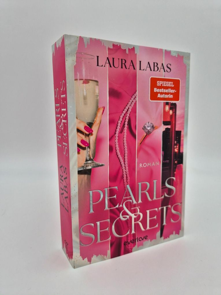 Weitere Ansicht: Pearls & Secrets | Laura Labas