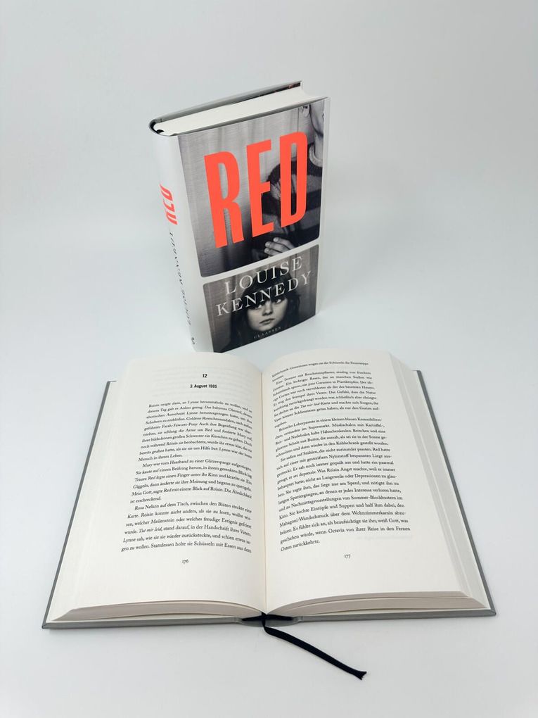 Weitere Ansicht: Red | Louise Kennedy