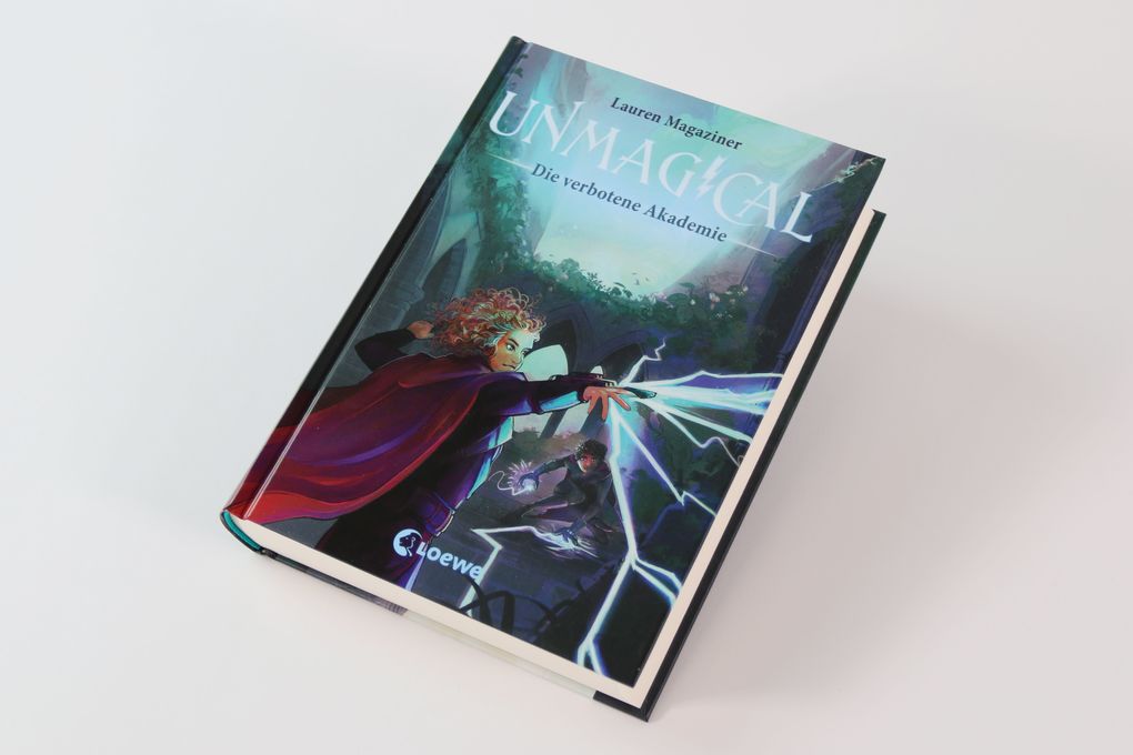 Weitere Ansicht: Unmagical (Band 1) - Die verbotene Akademie | Lauren Magaziner