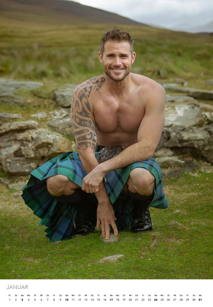 Weitere Ansicht: Men in Kilts Kalender 2027