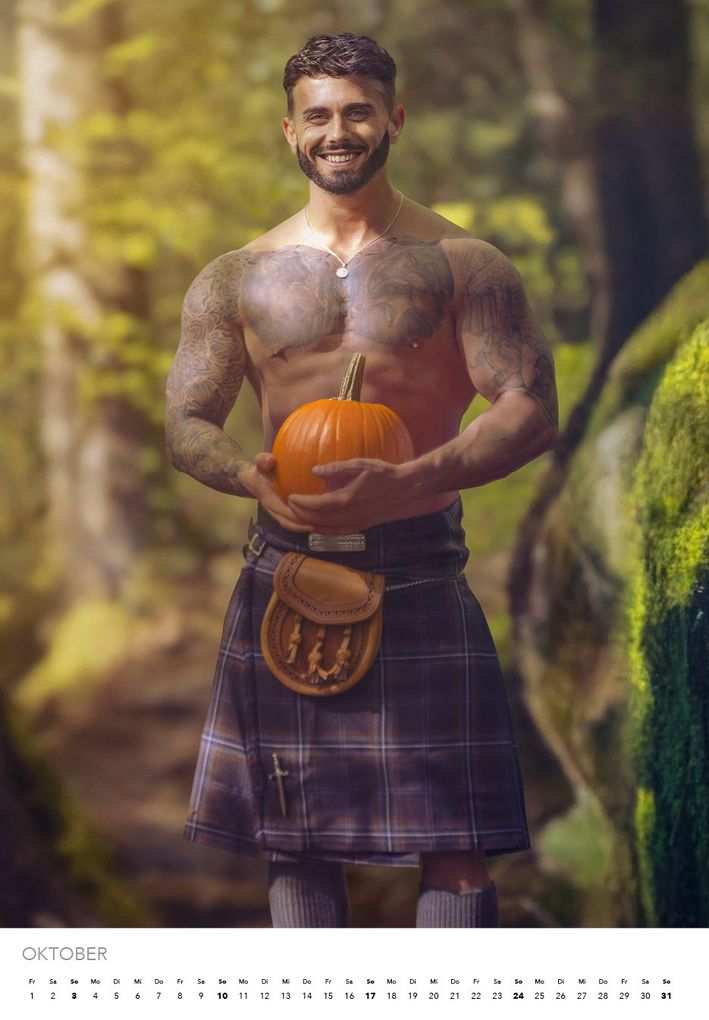 Weitere Ansicht: Men in Kilts Kalender 2027