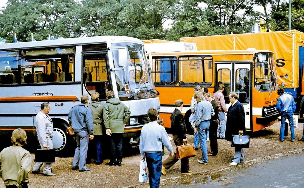 Weitere Ansicht: Jahrbuch Omnibusse 2027