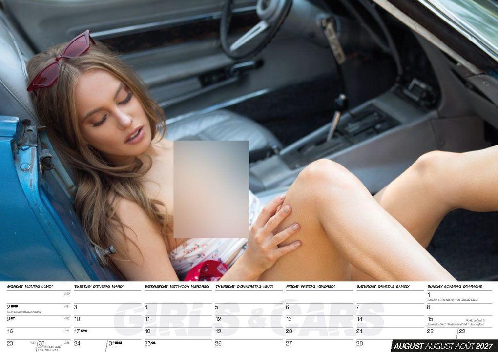 Weitere Ansicht: Girls and Cars Kalender 2027 - Der sexy Autokalender