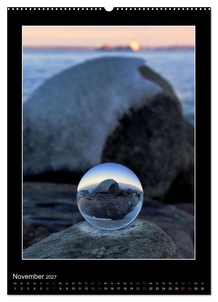 Weitere Ansicht: Momente aus Glas - Glaskugelfotografie (Wandkalender 2027 DIN A2 hoch), CALVENDO Monatskalender | Mirko Weigt © Hamburg, Calvendo