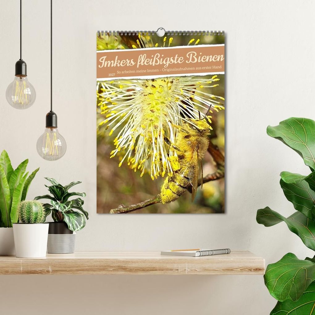 Weitere Ansicht: Imkers fleißigste Bienen - So arbeiten meine Immen - Originalaufnahmen aus erster Hand (Wandkalender 2027 DIN A3 hoch), CALVENDO Monatskalender | Marco Warstat, Calvendo