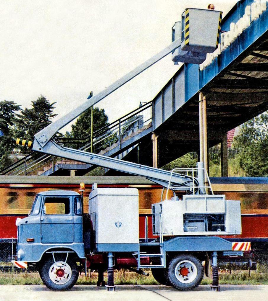 Weitere Ansicht: Kommunalfahrzeuge in der DDR | Frank Rönicke