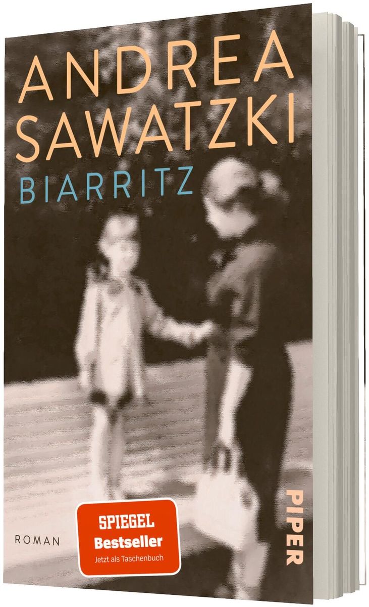Weitere Ansicht: Biarritz | Andrea Sawatzki